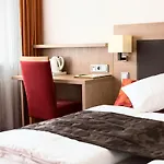 Weisses Ross Hotell 4*