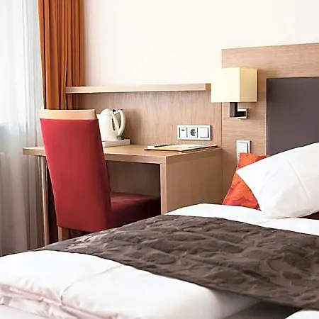 Weisses Ross Hotel 4*